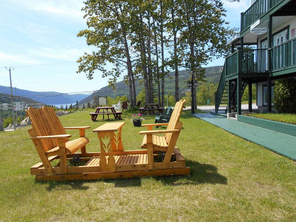 Hotel Sous La Croix 152725 Tadoussac Zewnętrze zdjęcie