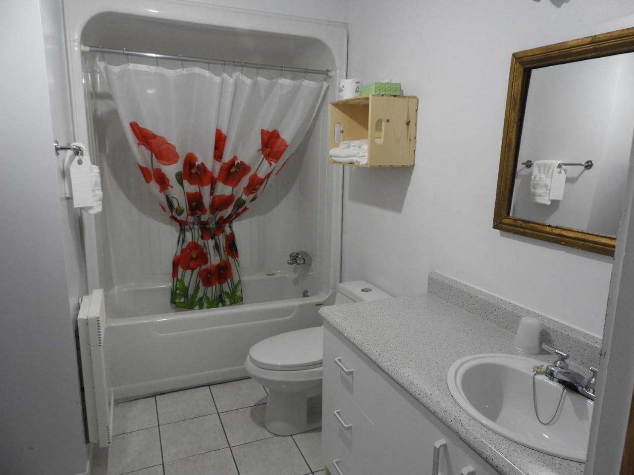Hotel Sous La Croix 152725 Tadoussac Zewnętrze zdjęcie